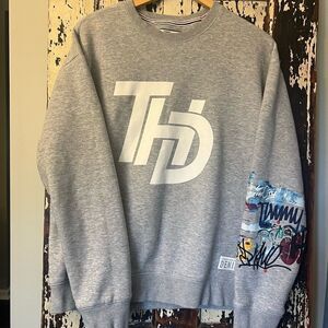 Tommy Hilfiger Denim Graffiti Sweatshirt. Men’s size Medium.
